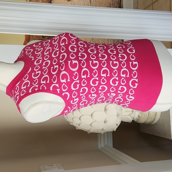 NWT ❗️ Guess pink and white logo vest small size logo sleeveless sweater - Picture 6 of 17